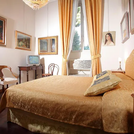 Apartament D'epoca Colosseo Art Gallery