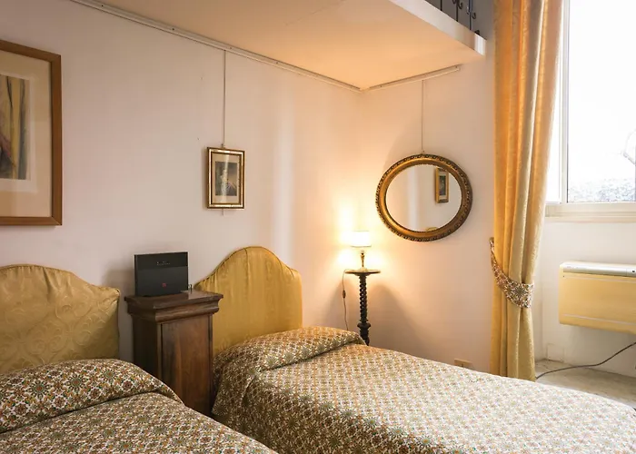 דירה D'epoca Colosseo Art Gallery רומא