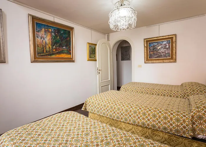 D'epoca Colosseo Art Gallery * רומא